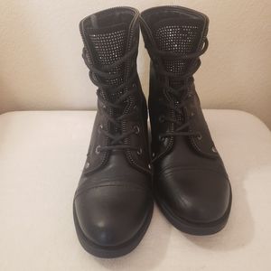 GBG Guess Lace up Boots sparkle on tongue zipper around boot combat, motor sz 8